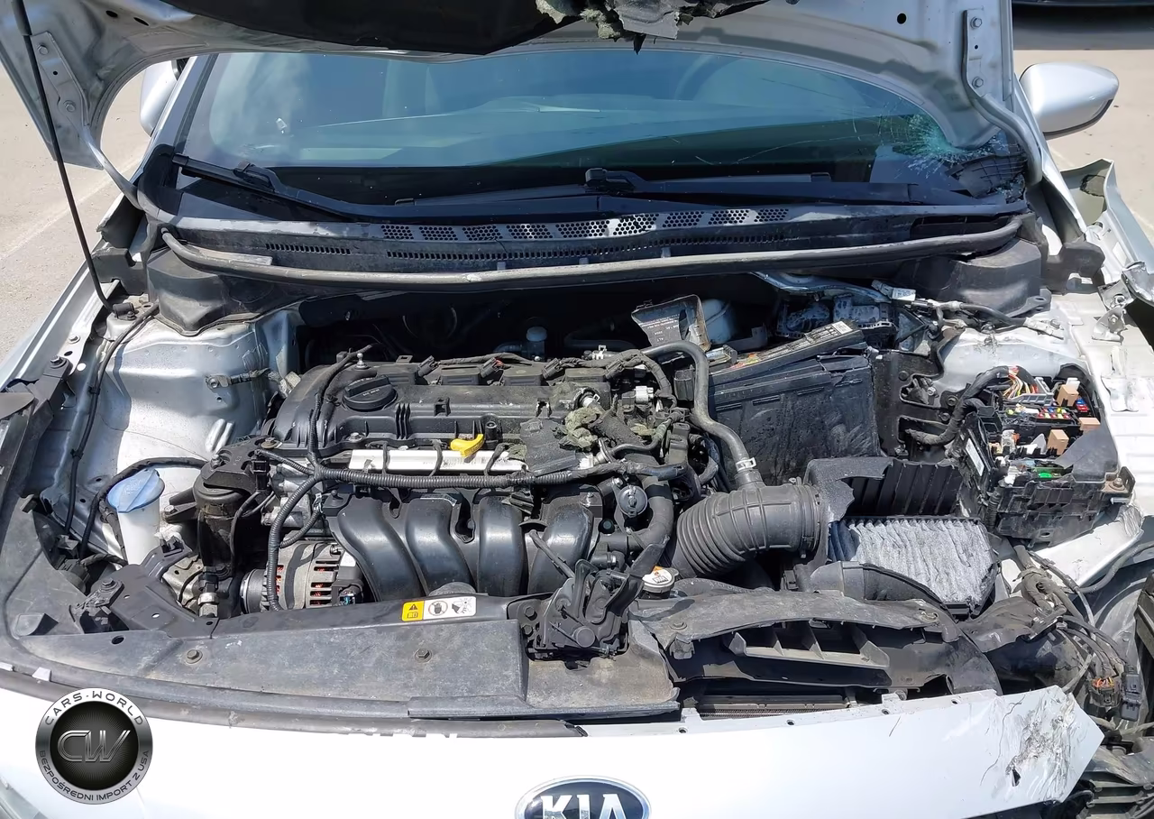 2018 Kia Forte Lx VIN:3KPFL4A78JE182012 - 10
