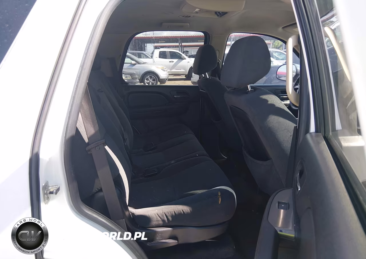 2008 Chevrolet Tahoe Ls VIN:1GNFC13C08J213833 - 8