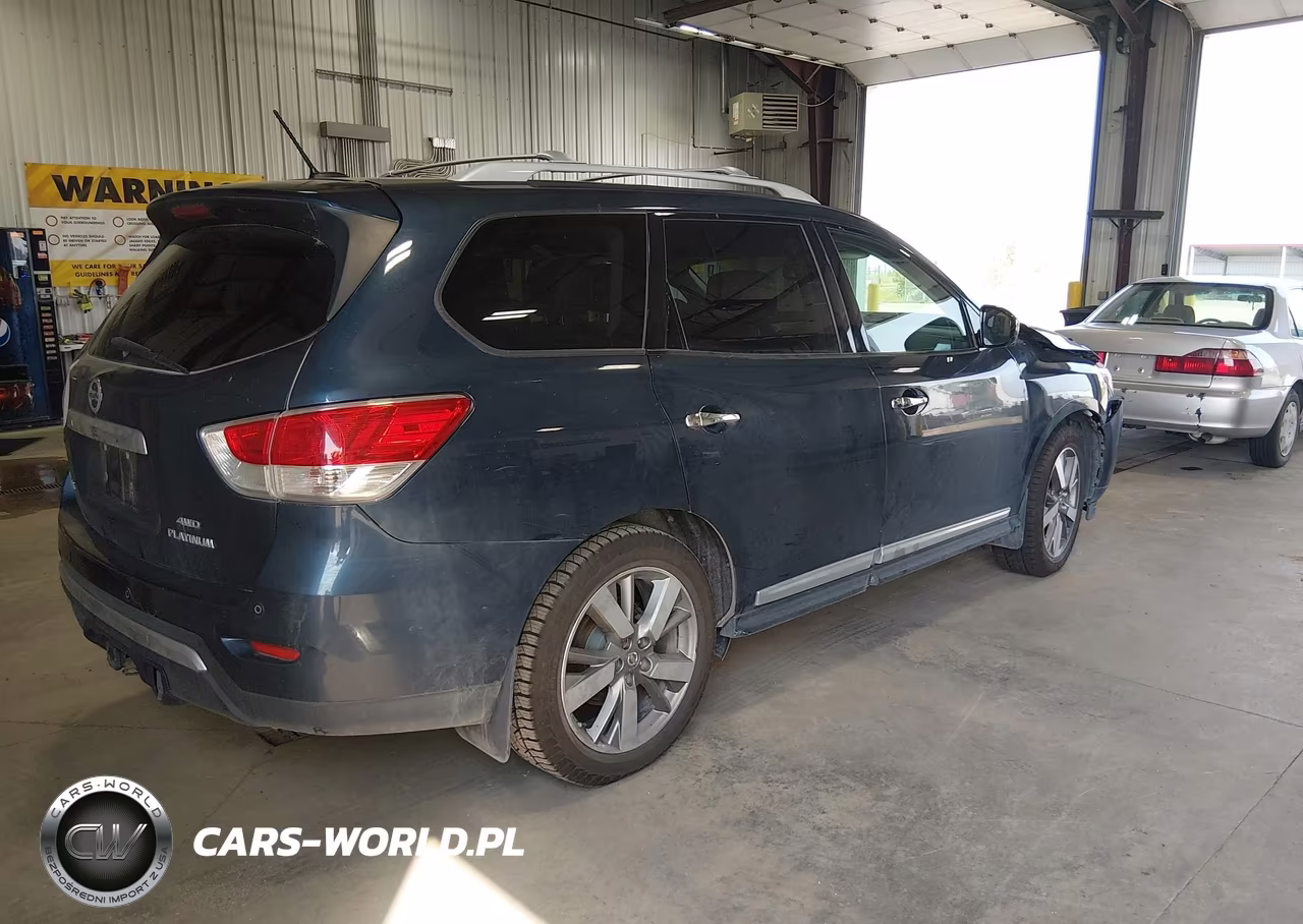 2014 Nissan Pathfinder Platinum VIN:5N1AR2MM0EC695844 - 4