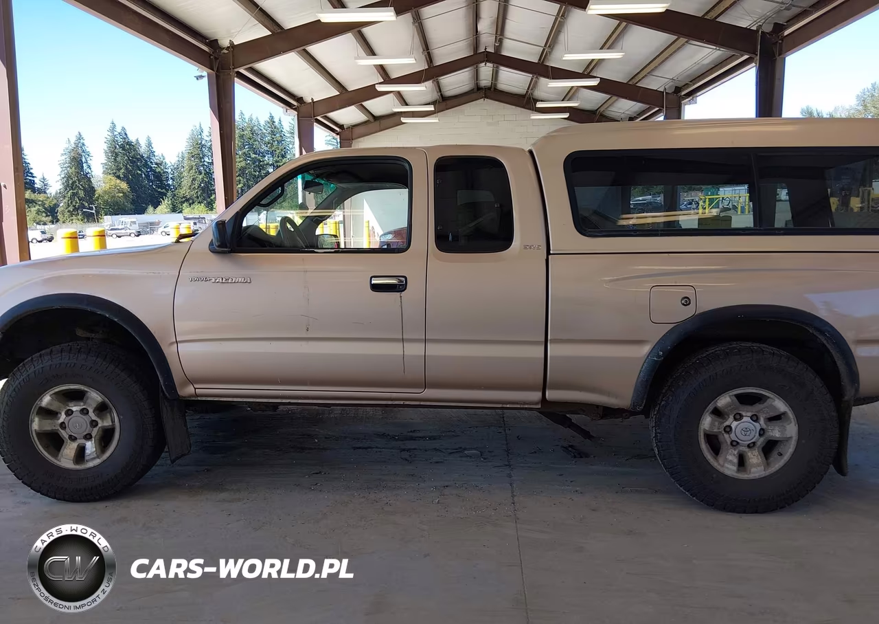 1999 Toyota Tacoma VIN:4TAWN72N3XZ465015 - 14
