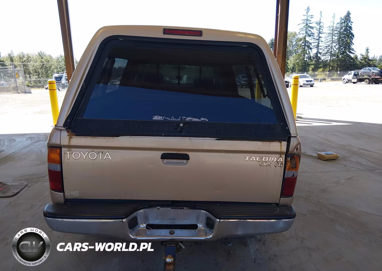 1999 Toyota Tacoma VIN:4TAWN72N3XZ465015 - 16
