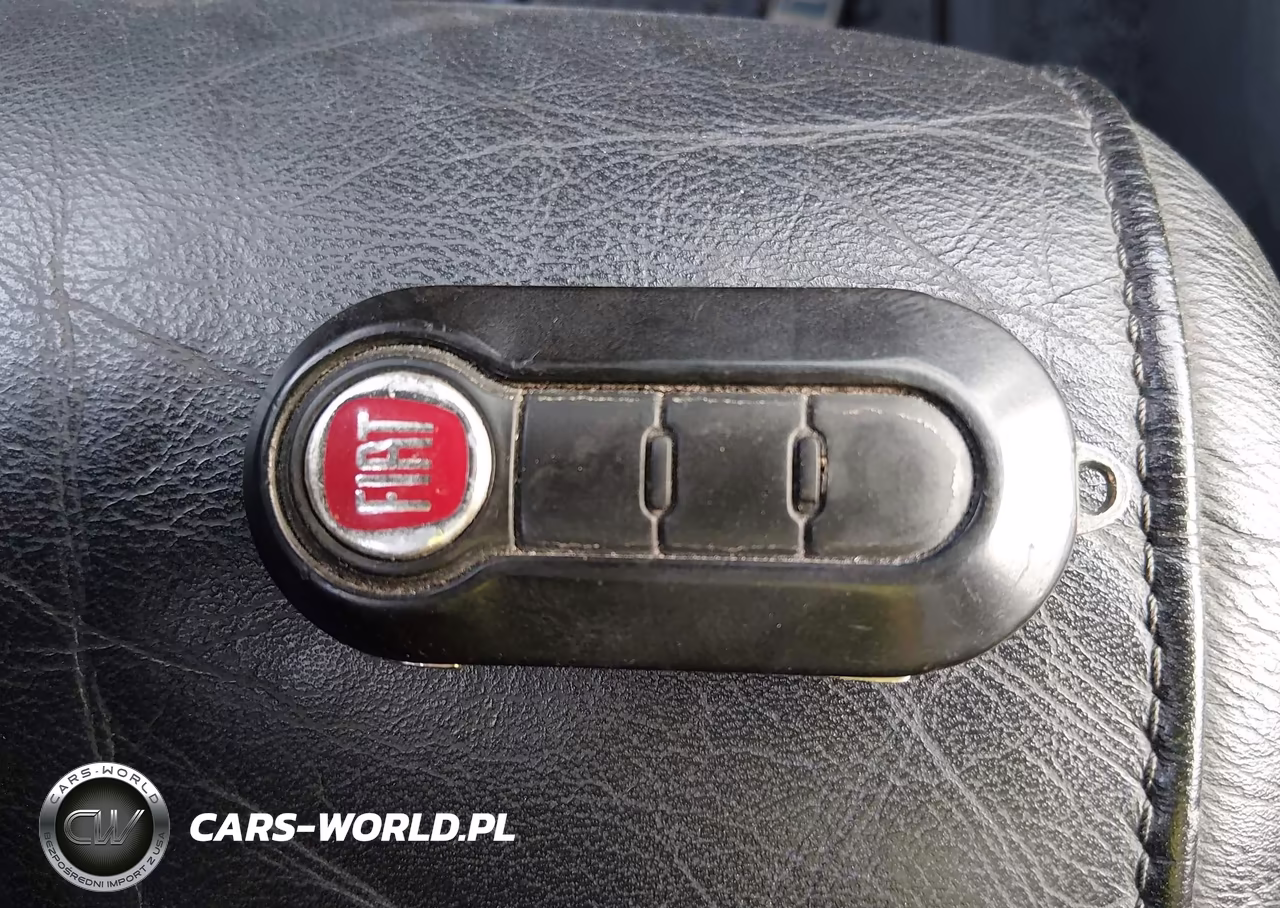 2013 Fiat 500 Lounge VIN:3C3CFFCR5DT514769 - 11