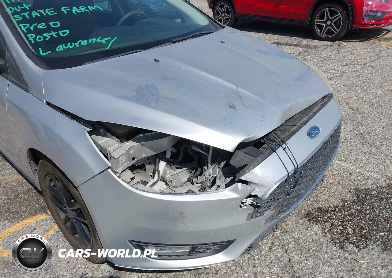 2017 Ford Focus Se VIN:1FADP3FEXHL230498 - 6