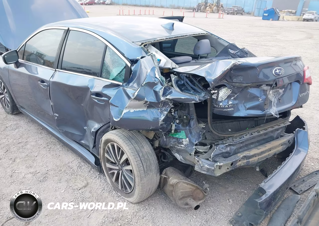 2018 Subaru Legacy 2.5I Premium VIN:4S3BNAC66J3015439 - 6