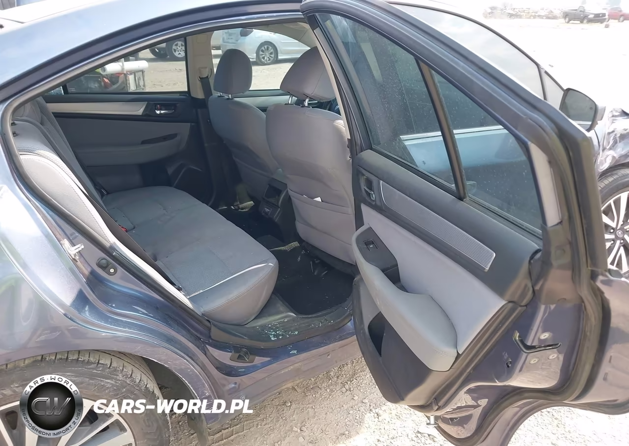 2018 Subaru Legacy 2.5I Premium VIN:4S3BNAC66J3015439 - 8