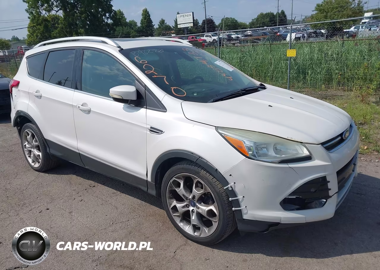 2014 Ford Escape Titanium – zdjęcie 1 z 16