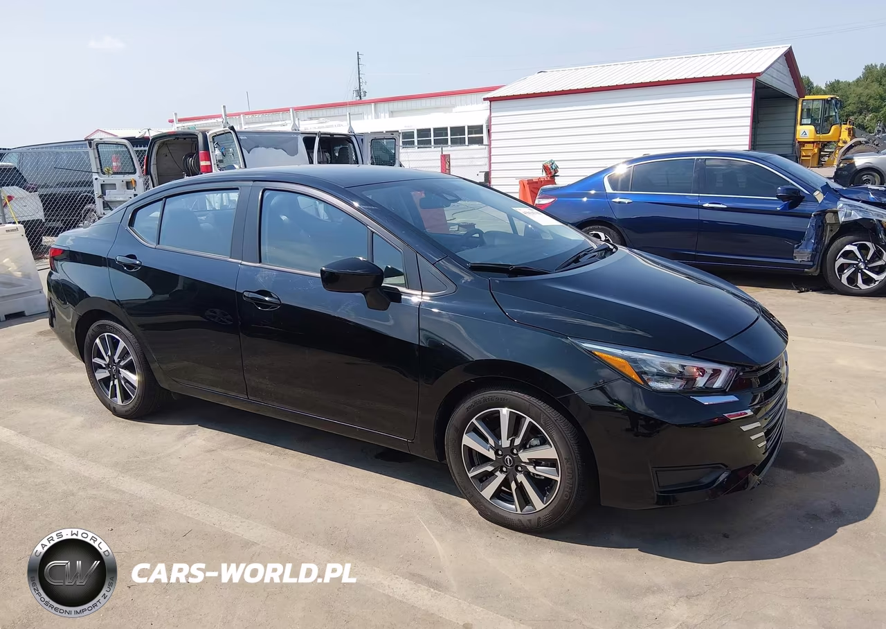 2025 Nissan Versa Sv