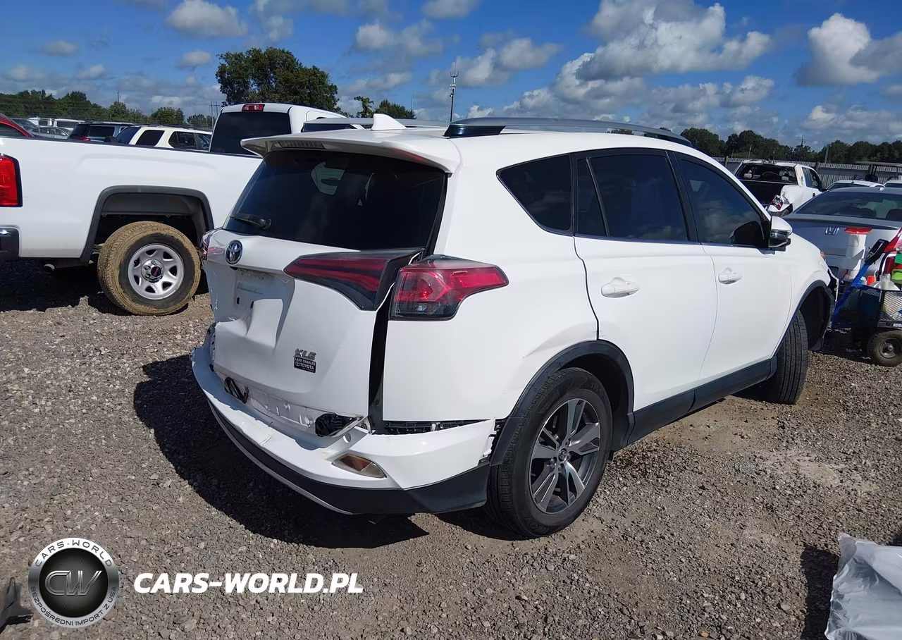 2018 Toyota Rav4 Xle VIN:JTMWFREV5JJ175809 - 4