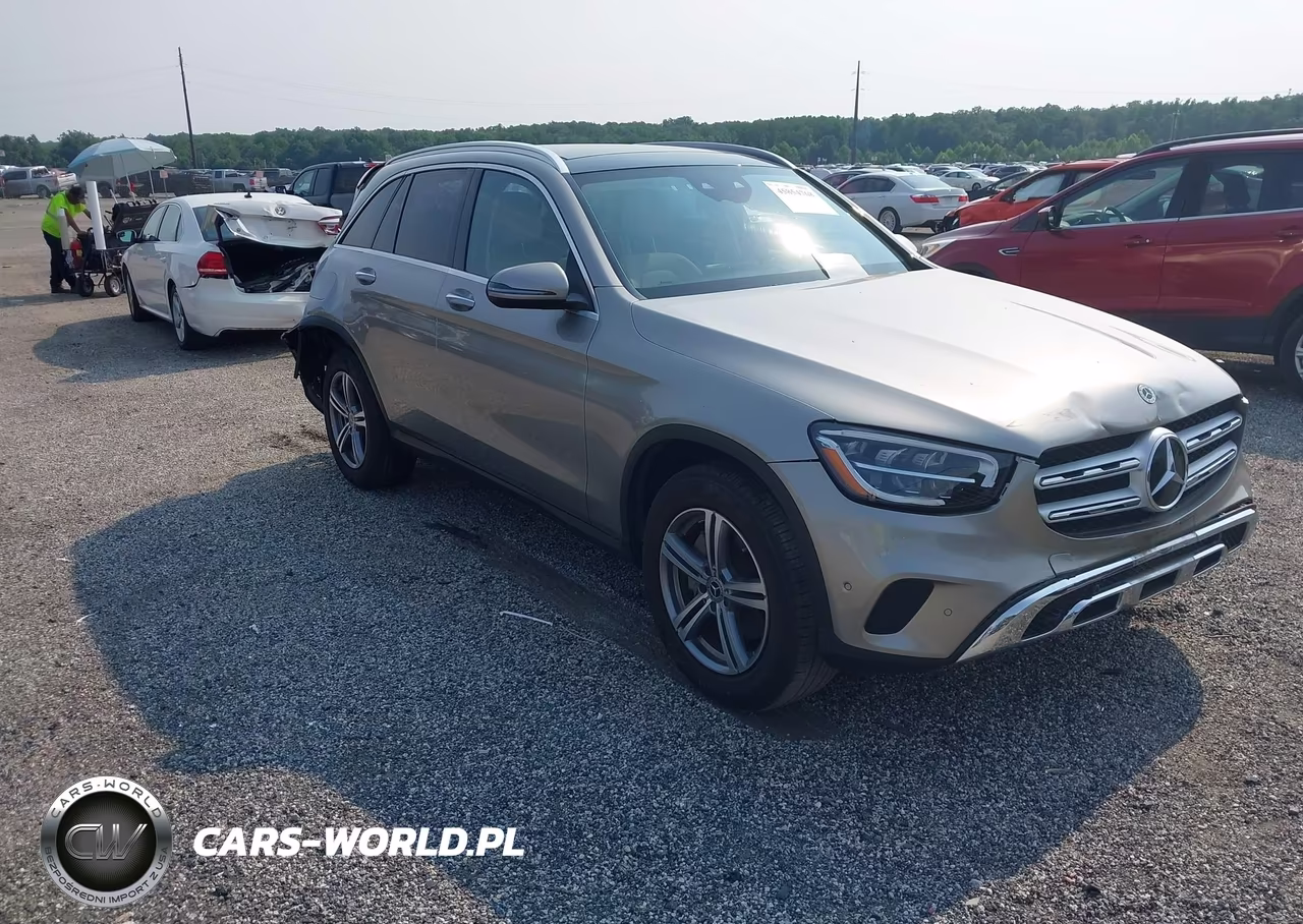 2021 Mercedes-Benz Glc 300 4Matic Suv – zdjęcie 1 z 16