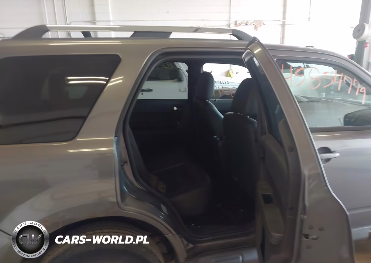 2011 Ford Escape Limited VIN:1FMCU9EG4BKC49173 - 8