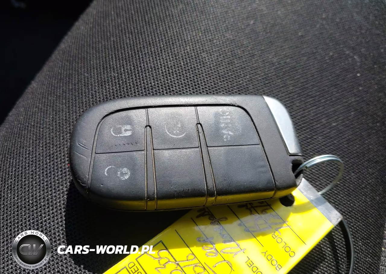 2016 Jeep Renegade Latitude VIN:ZACCJBBT3GPE12351 - 11