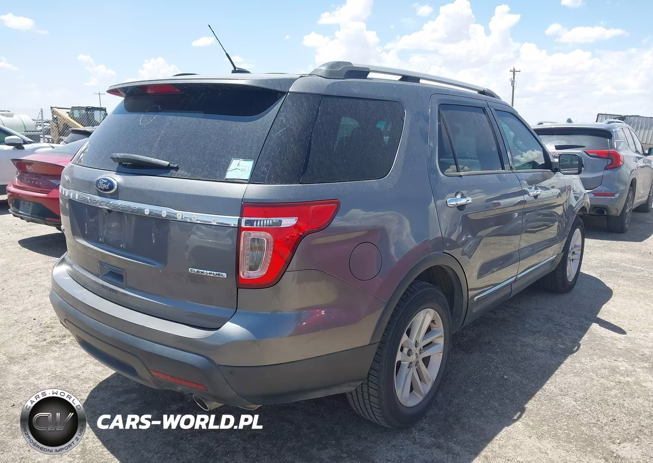 2014 Ford Explorer Xlt VIN:1FM5K7D85EGA58981 - 4