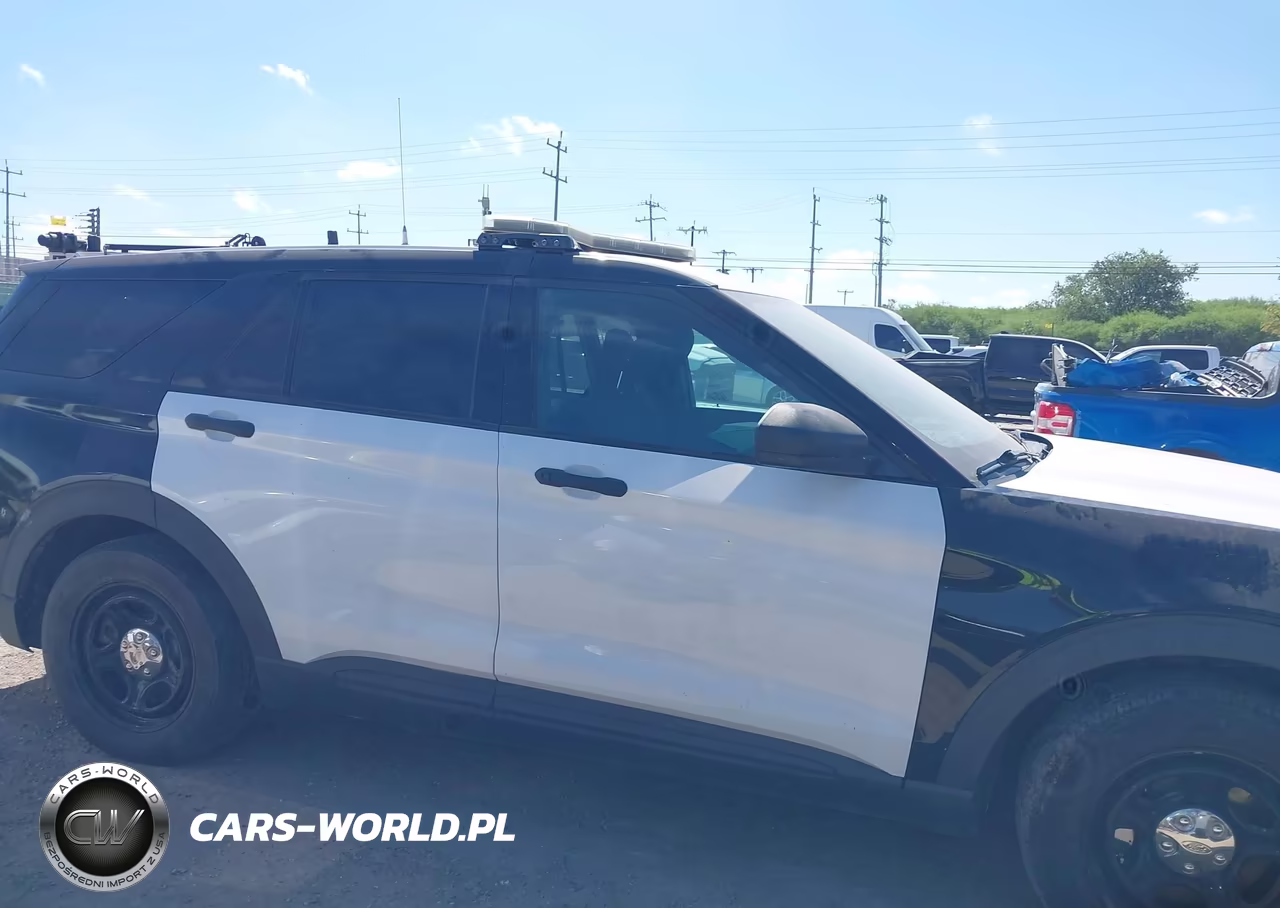 2021 Ford Police Interceptor Utility VIN:1FM5K8AB3MGA24736 - 13