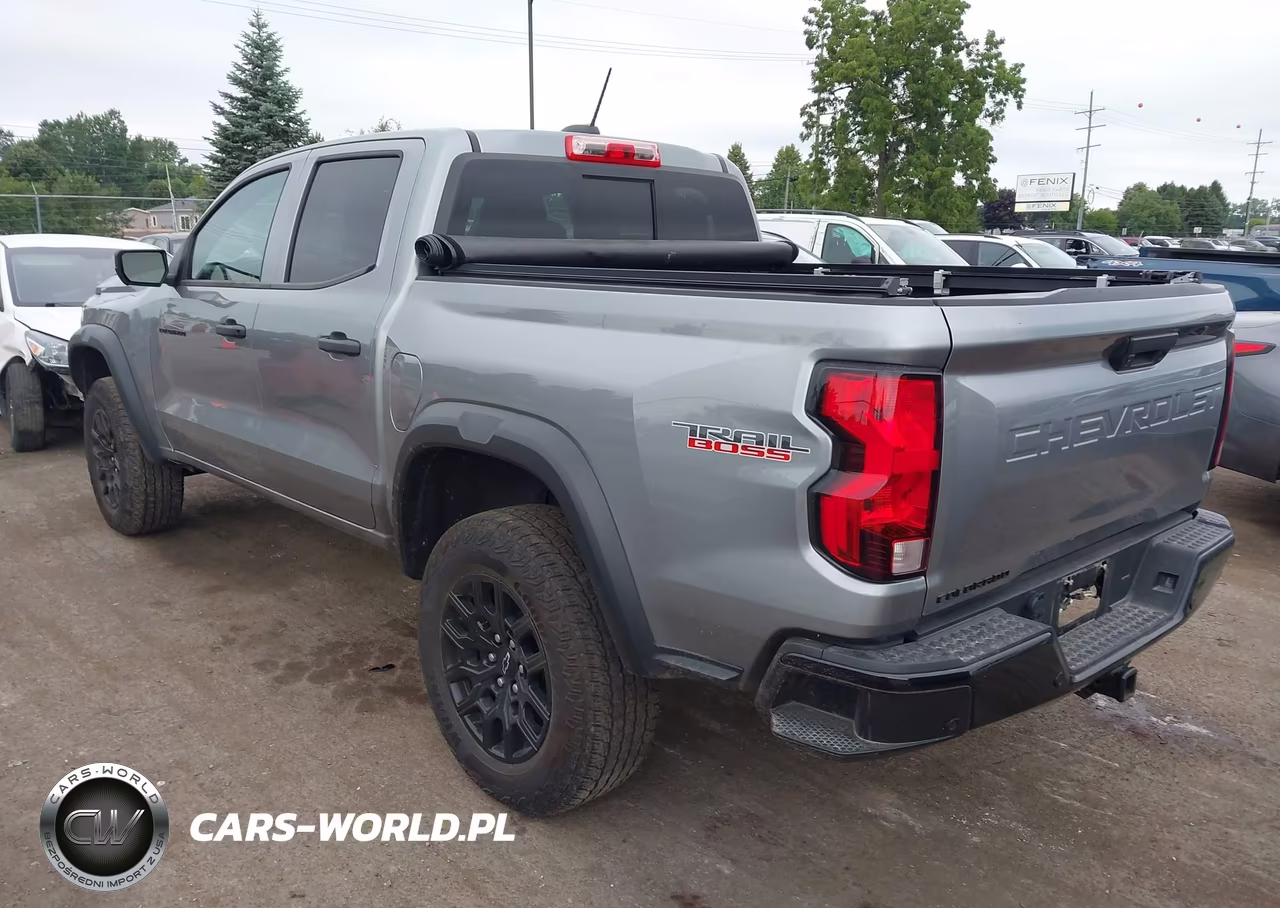 2024 Chevrolet Colorado 4Wd Trail Boss VIN:1GCPTEEK6R1128229 - 3