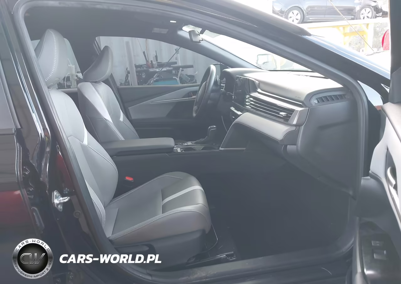 2025 Toyota Camry Se VIN:4T1DAACK6SU102394 - 5