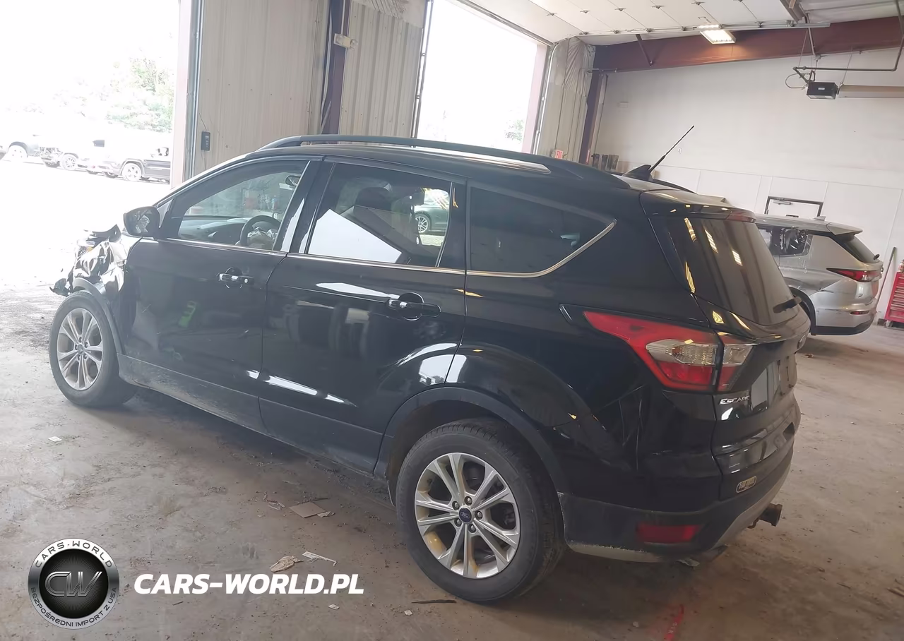 2018 Ford Escape Se VIN:1FMCU9GD8JUB71597 - 3