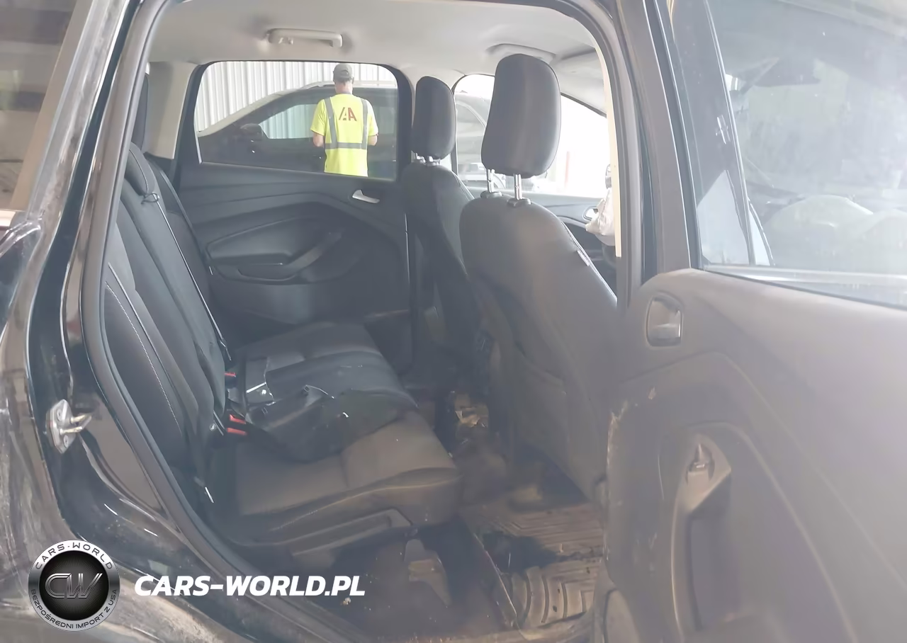 2018 Ford Escape Se VIN:1FMCU9GD8JUB71597 - 8