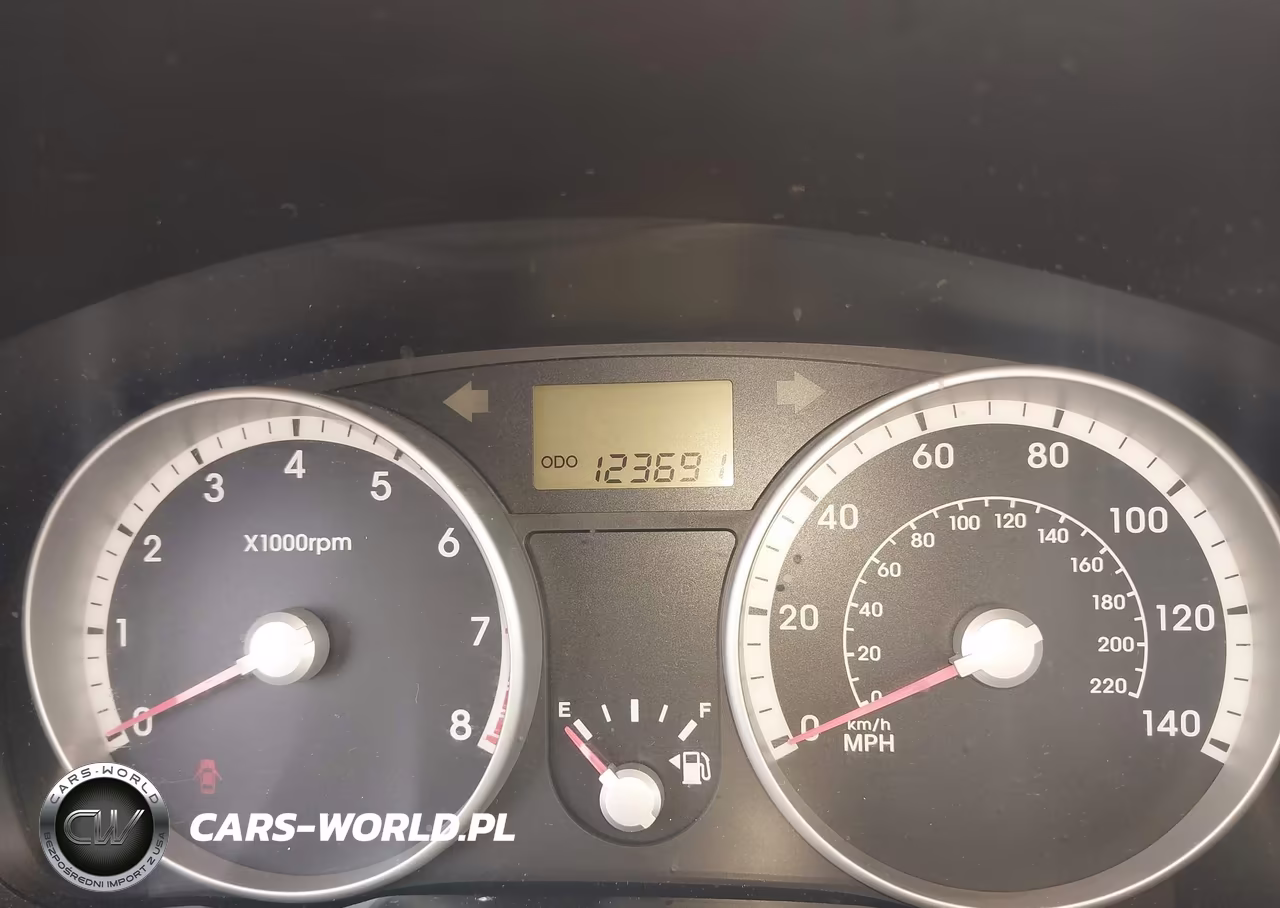 2009 Hyundai Accent Gls VIN:KMHCN46C89U285524 - 7