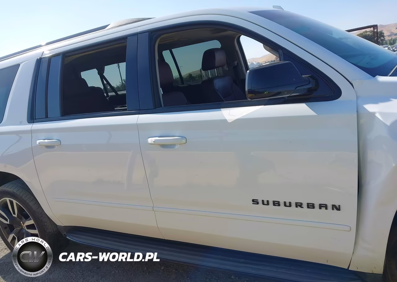 2018 Chevrolet Suburban Premier VIN:1GNSKJKC1JR318309 - 13