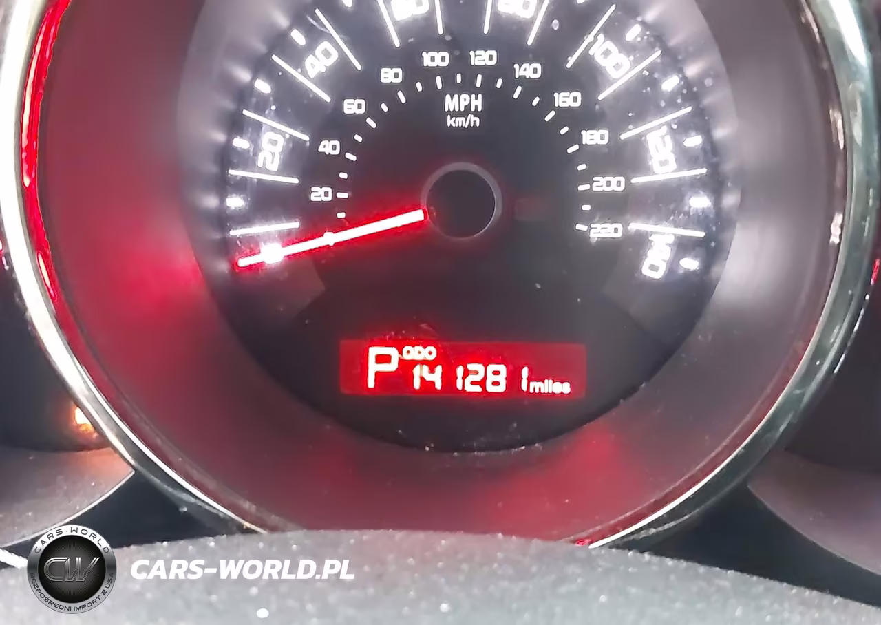 2011 Kia Soul + VIN:KNDJT2A29B7323187 - 16