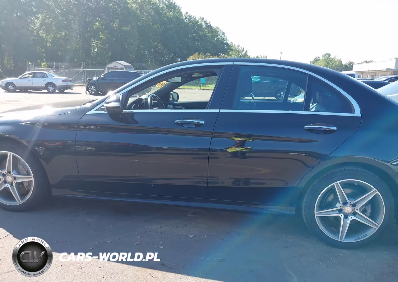 2015 Mercedes-Benz C 300 Sport 4Matic VIN:55SWF4KB8FU051088 - 14