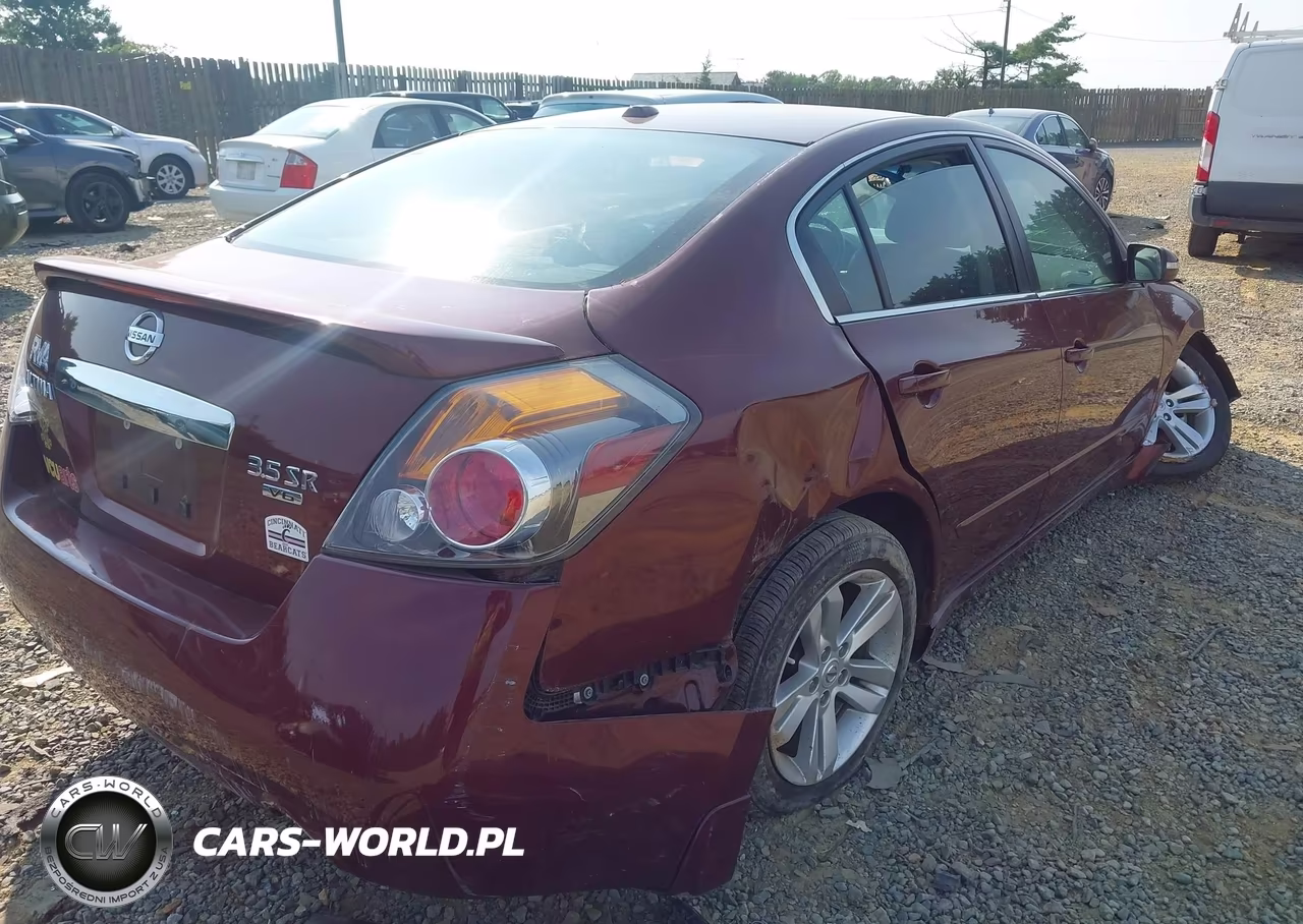 2011 Nissan Altima 3.5 Sr VIN:1N4BL2AP0BN415788 - 4