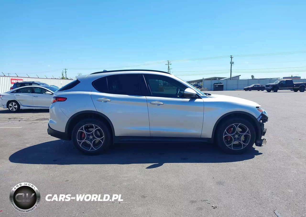 2018 Alfa Romeo Stelvio Sport Awd VIN:ZASFAKPN7J7B75169 - 13