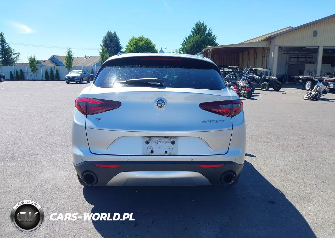 2018 Alfa Romeo Stelvio Sport Awd VIN:ZASFAKPN7J7B75169 - 16