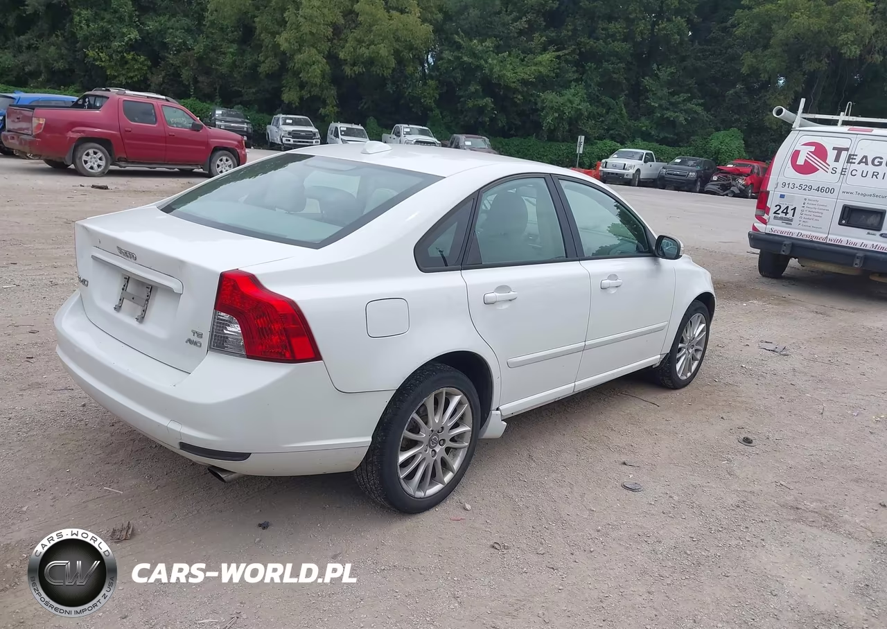 2008 Volvo S40 2.5T-2.5T W-Snrf VIN:YV1MH672282401385 - 4
