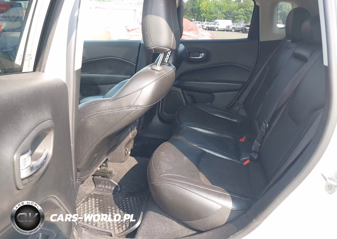 2020 Jeep Compass Altitude 4X4 VIN:3C4NJDBB2LT168450 - 8