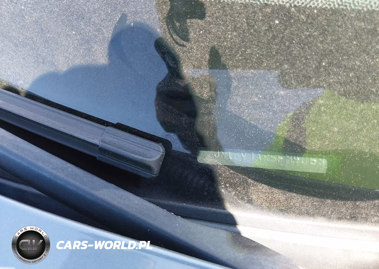 2015 Infiniti Q50 Premium VIN:JN1BV7AR5FM406876 - 9