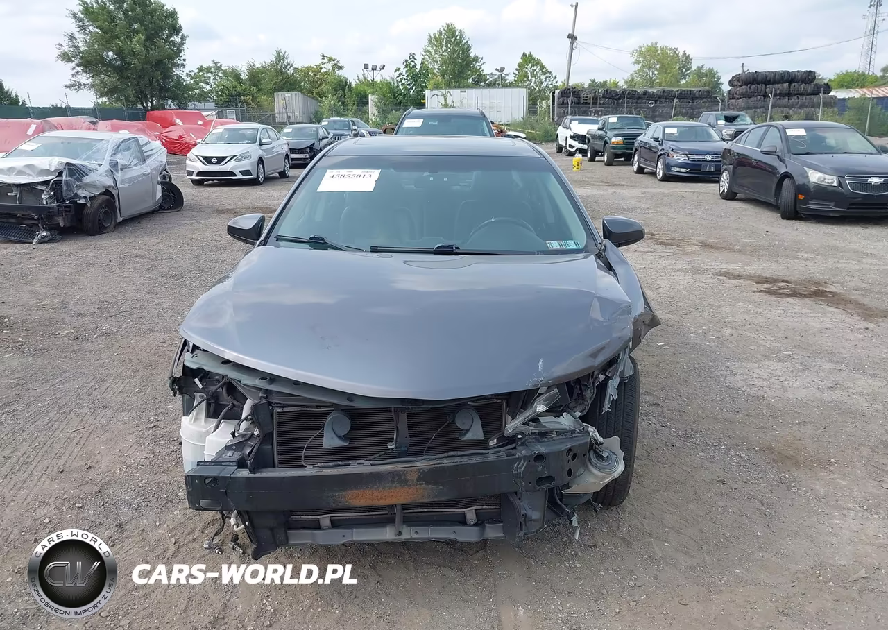 2014 Toyota Camry Se Sport VIN:4T1BF1FK1EU470569 - 13