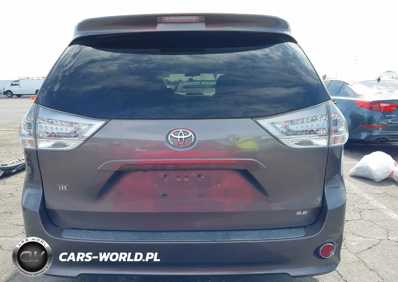 2011 Toyota Sienna Se VIN:5TDXK3DCXBS040522 - 17