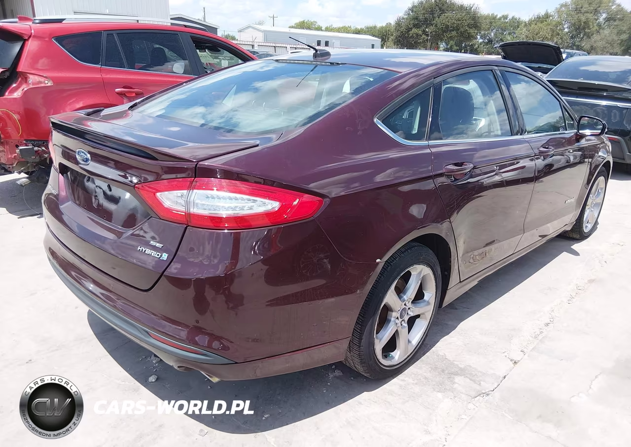 2013 Ford Fusion Hybrid Se VIN:3FA6P0LU8DR137123 - 4