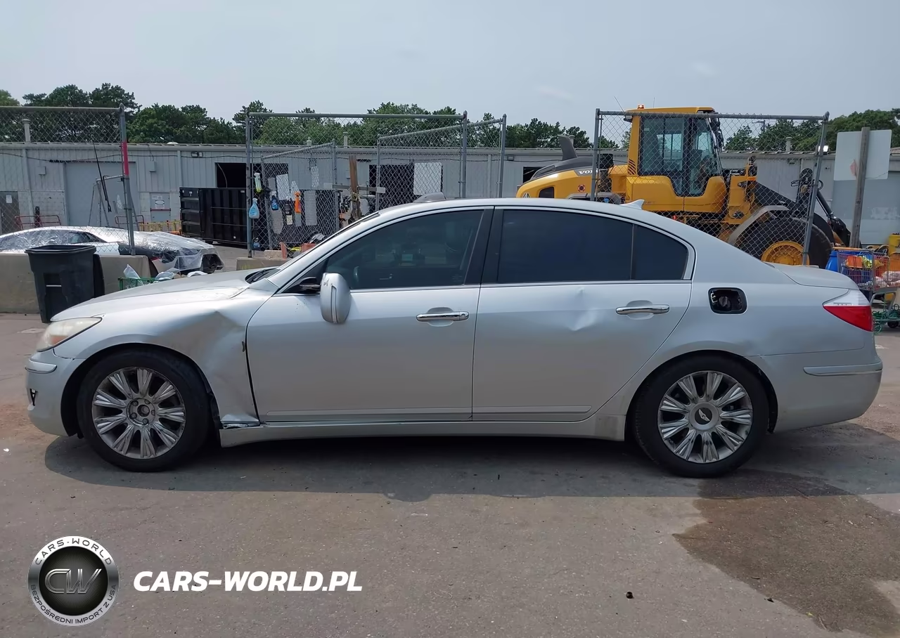 2009 Hyundai Genesis 3.8 VIN:KMHGC46E99U025951 - 14