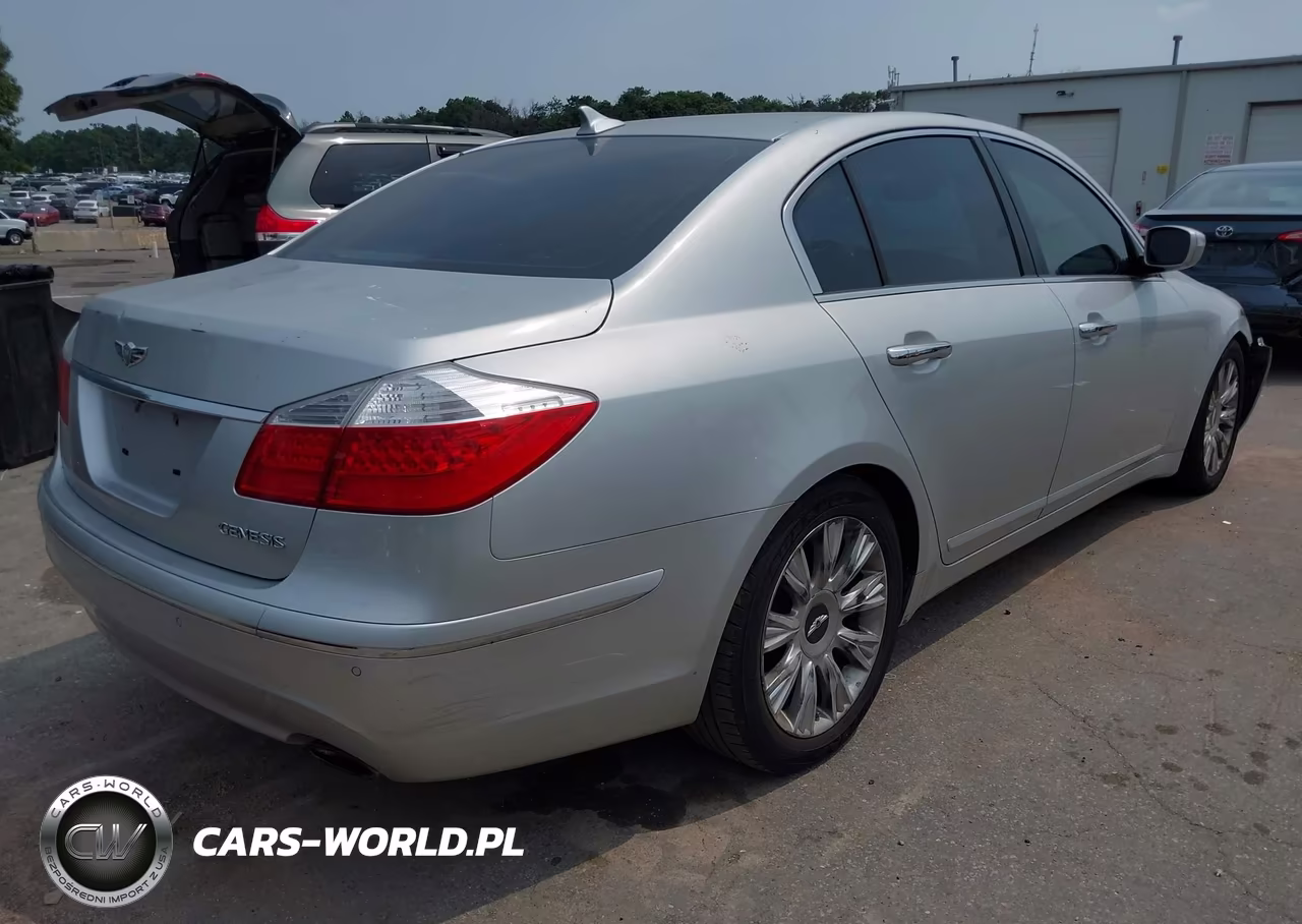 2009 Hyundai Genesis 3.8 VIN:KMHGC46E99U025951 - 4