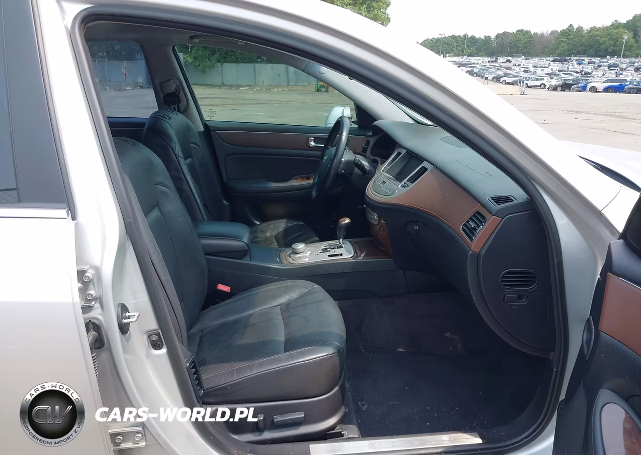 2009 Hyundai Genesis 3.8 VIN:KMHGC46E99U025951 - 5