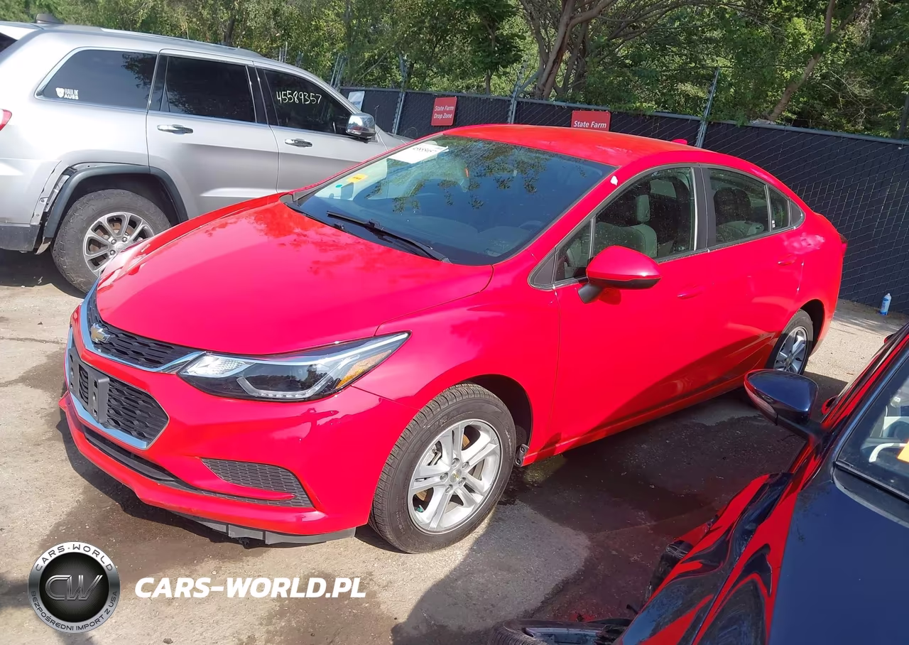 2018 Chevrolet Cruze Lt Auto VIN:1G1BE5SM9J7132487 - 2