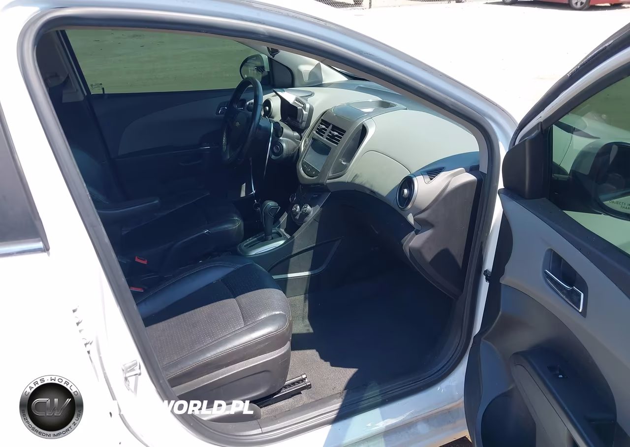 2015 Chevrolet Sonic Ltz Auto VIN:1G1JE5SB1F4194341 - 5