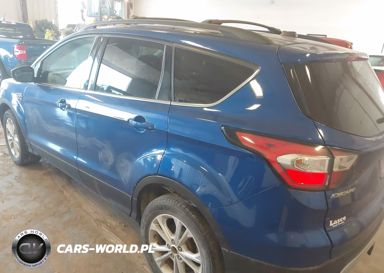 2017 Ford Escape Se VIN:1FMCU9GD4HUB84423 - 3