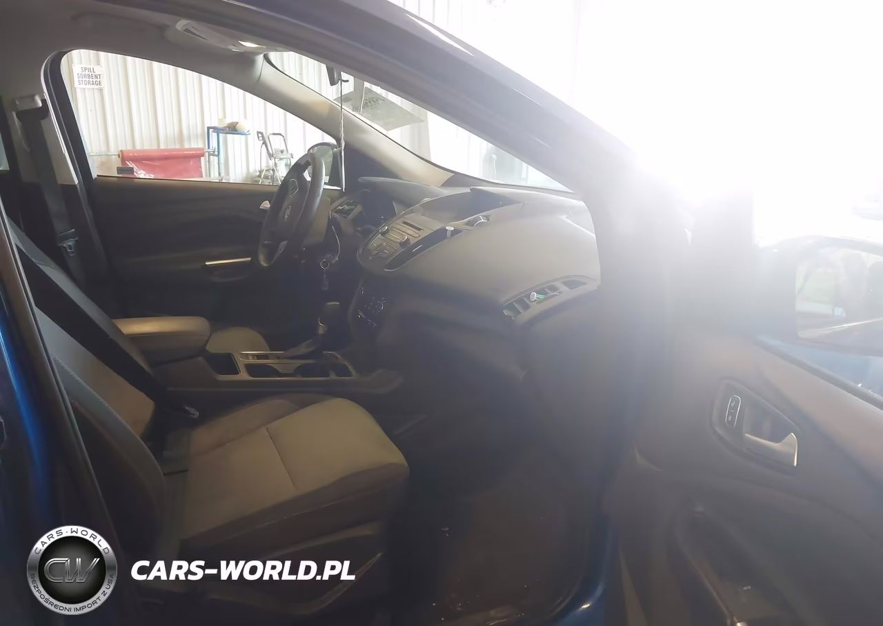 2017 Ford Escape Se VIN:1FMCU9GD4HUB84423 - 5