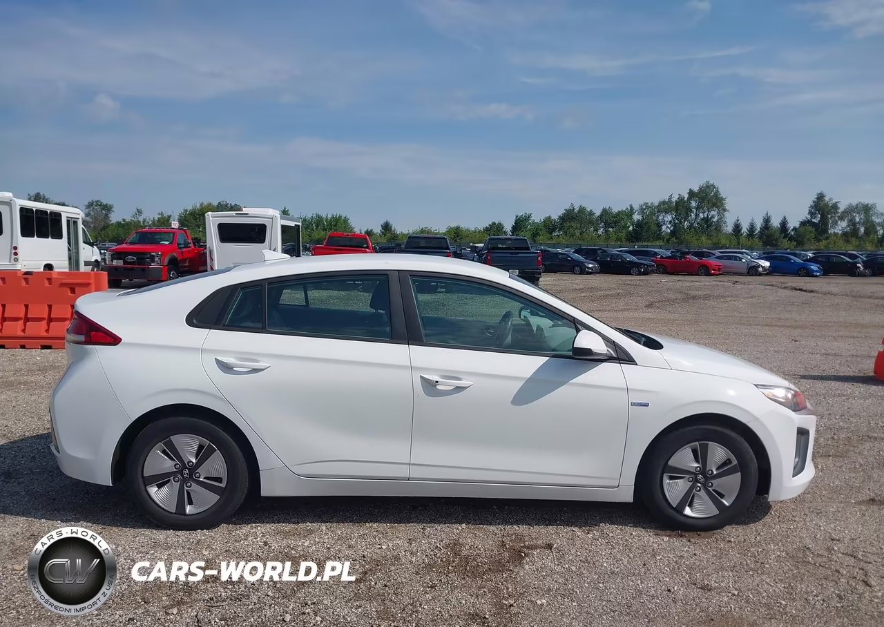2020 Hyundai Ioniq Hybrid Blue VIN:KMHC65LC7LU232022 - 14