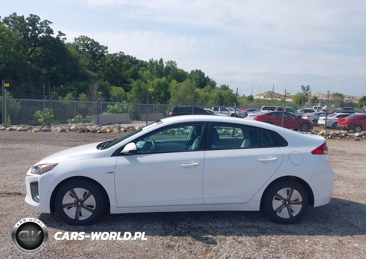 2020 Hyundai Ioniq Hybrid Blue VIN:KMHC65LC7LU232022 - 15