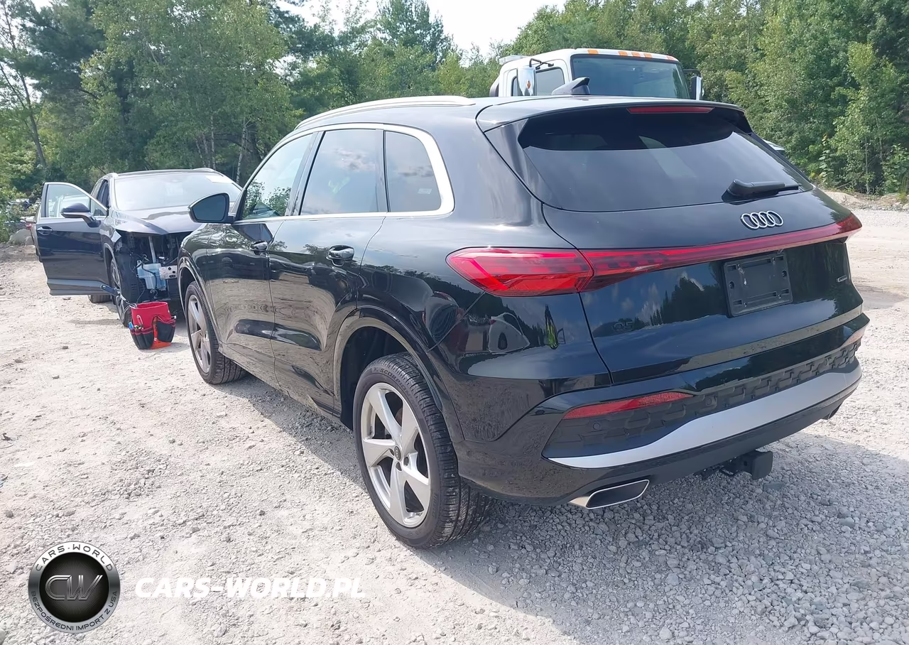 2025 Audi All-New Q5 Premium Plus Tfsi Quattro S Tronic VIN:WA12AAGU4S2075287 - 3
