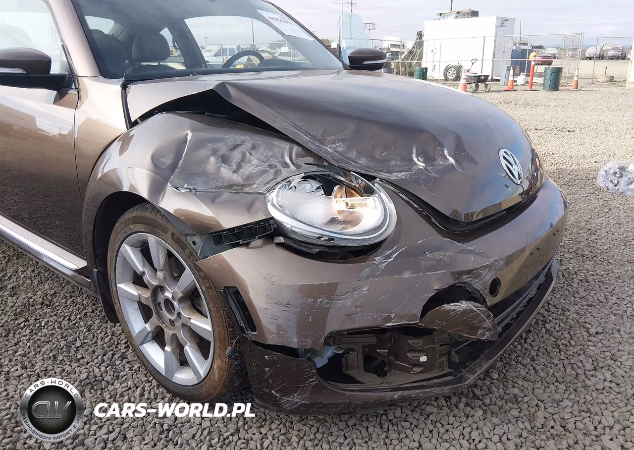 2012 Volkswagen Beetle 2.5L VIN:3VWJP7AT8CM660982 - 6