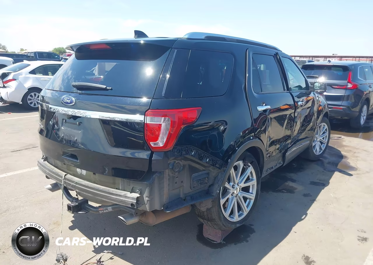 2017 Ford Explorer Limited VIN:1FM5K7F85HGC24093 - 4
