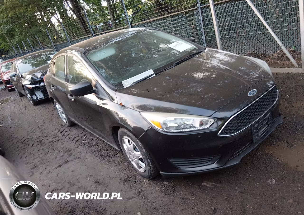 2015 Ford Focus S – zdjęcie 1 z 11