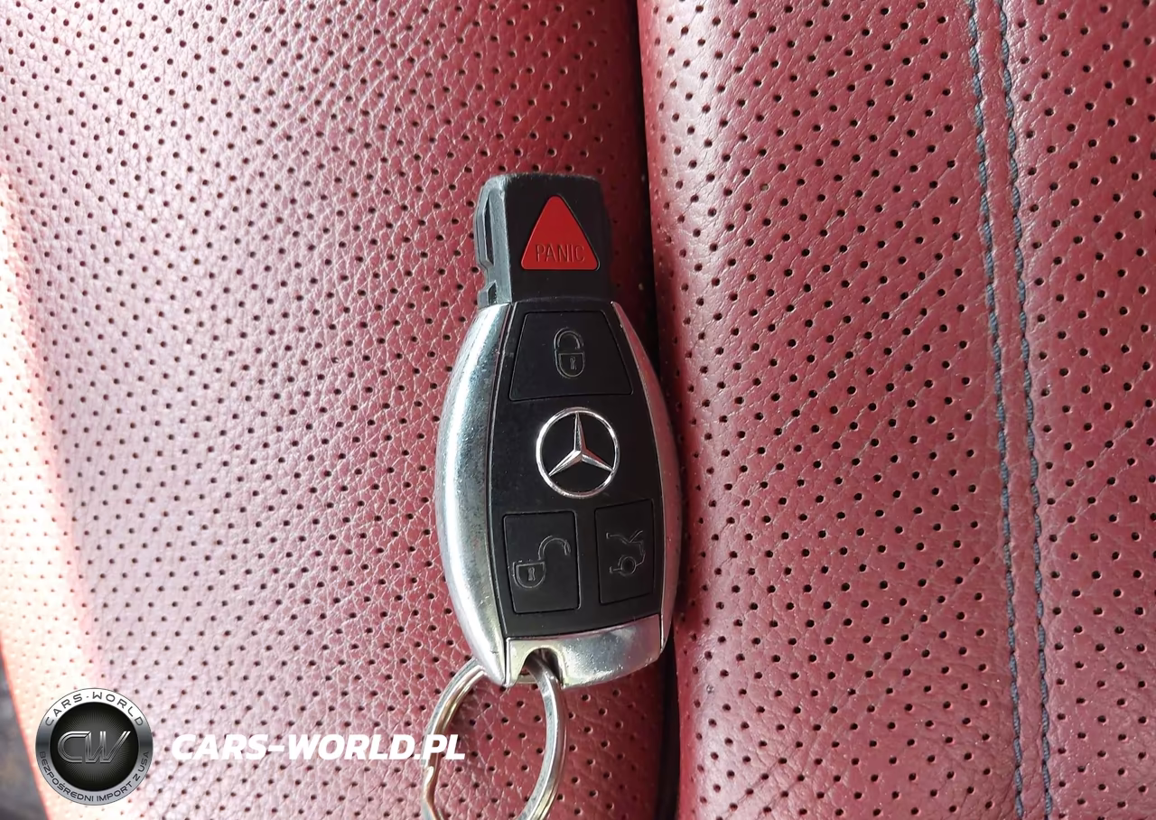2017 Mercedes-Benz C 300 4Matic VIN:WDDWJ4KB8HF475794 - 11