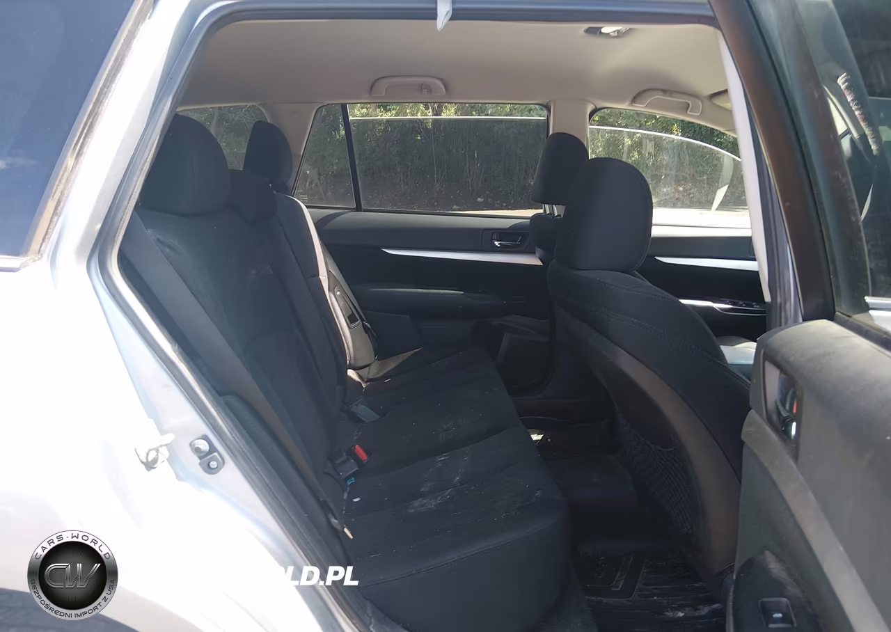 2013 Subaru Outback 2.5I Premium VIN:4S4BRBCC5D3304263 - 8