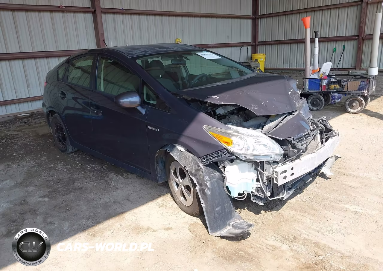 2013 Toyota Prius Two – zdjęcie 1 z 14